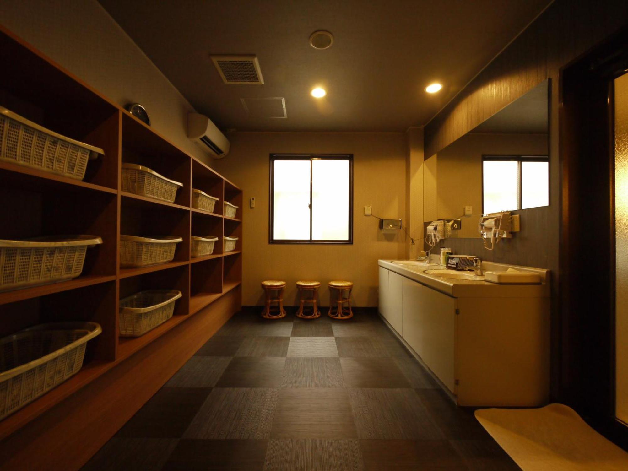 Hotel Route-Inn Court Kofu Isawa Fuefuki Bagian luar foto