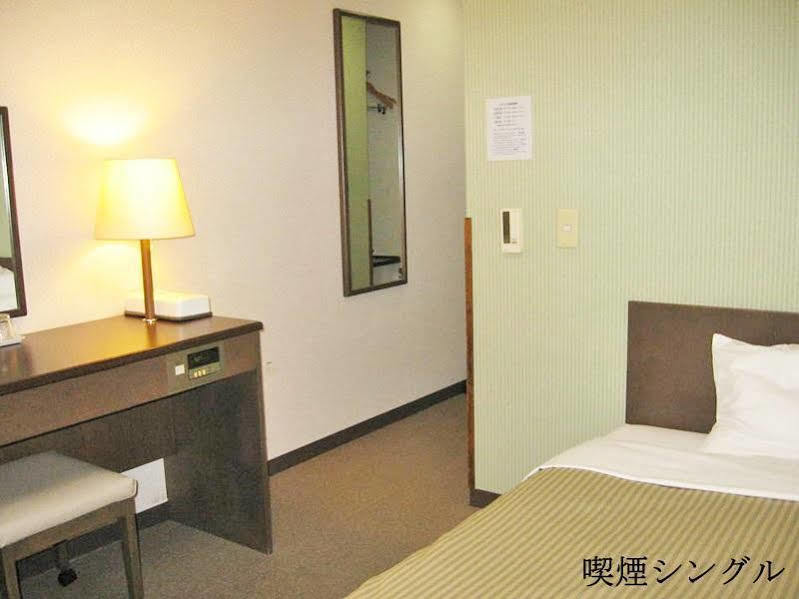 Hotel Route-Inn Court Kofu Isawa Fuefuki Bagian luar foto